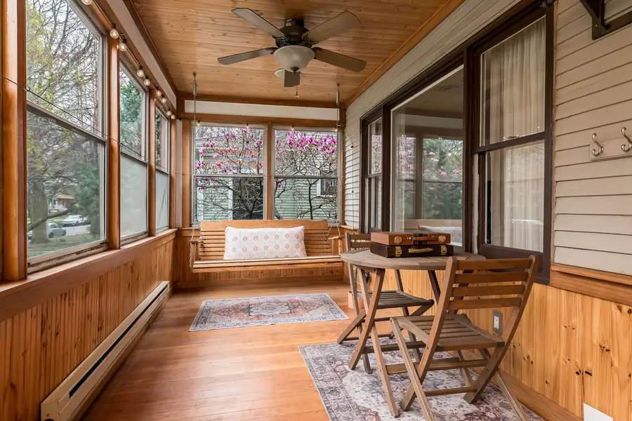 419 N Taylor Avenue, Oak Park, IL 60302 - #2