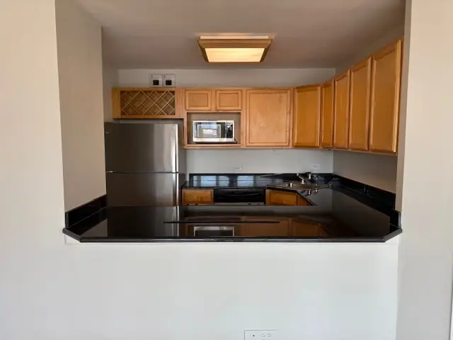 Address Withheld By Seller, Chicago, IL 60657 - #3