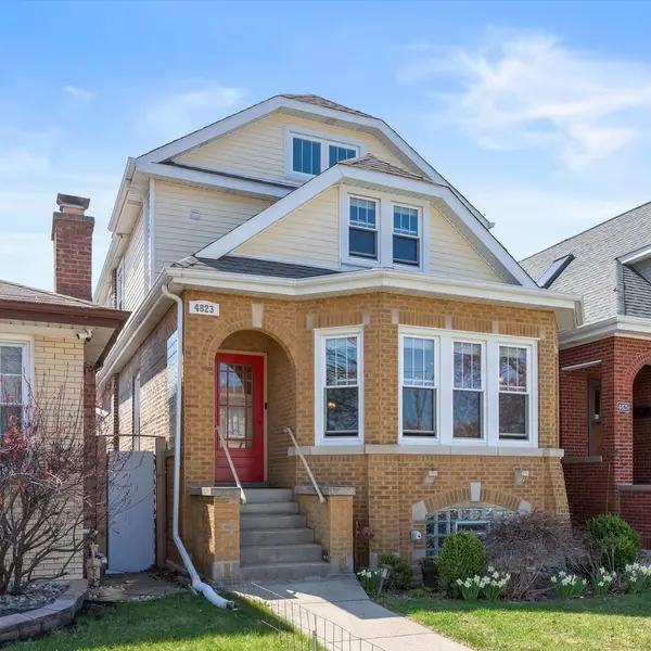 4823 W Argyle Street, Chicago, IL 60630