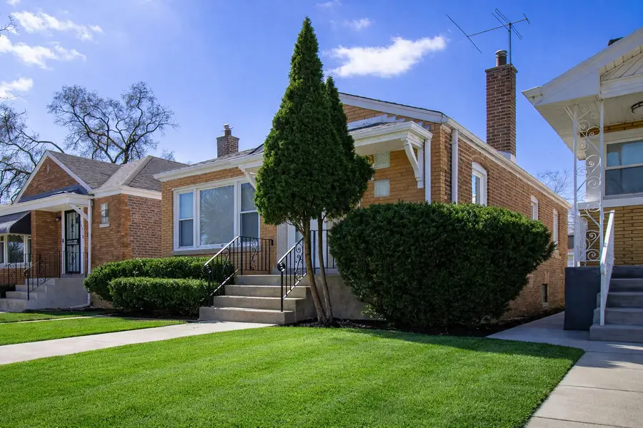 14510 S Lowe Avenue, Riverdale, IL 60827 - #2