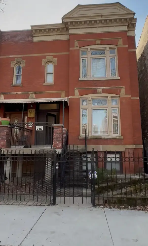 716 S Claremont Avenue, Chicago, IL 60612
