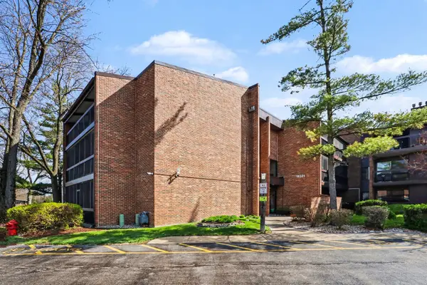 Address Withheld By Seller, Oak Forest, IL 60452