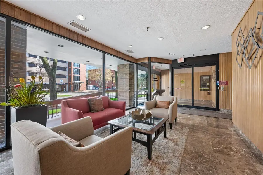 522 Church Street #6C, Evanston, IL 60201 - #3
