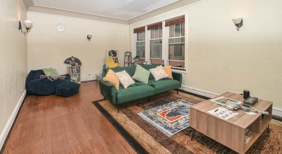 1217 W Granville Avenue #2B, Chicago, IL 60660 - #3