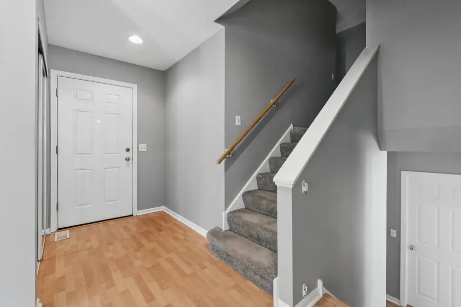 917 Shambliss Lane, Buffalo Grove, IL 60089 - #3