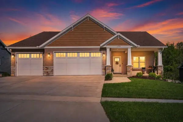 1709 E 6th Street A, Coal Valley, IL 61240