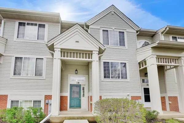 18 New Haven Drive #18, Cary, IL 60013