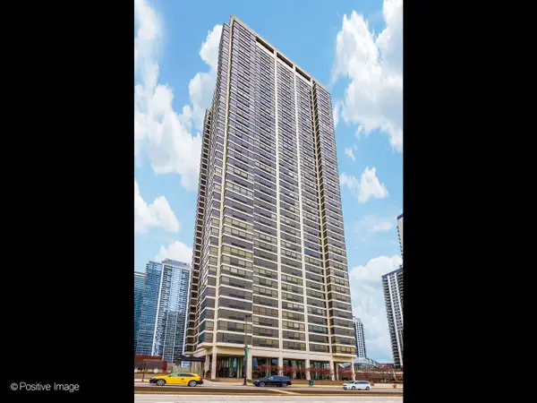360 E Randolph Street #3902, Chicago, IL 60601
