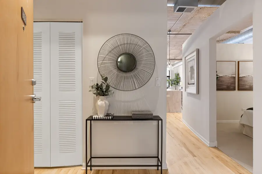 758 N Larrabee Street #603, Chicago, IL 60654 - #2