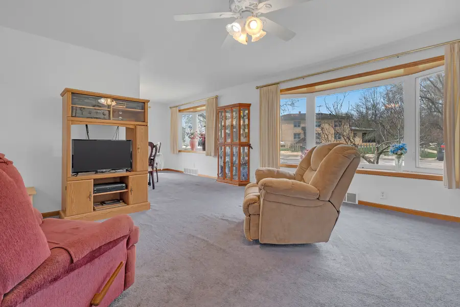 2 Davison Street, Joliet, IL 60433 - #3