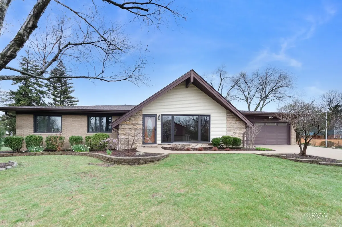 21W301 Par Lane, Itasca, IL 60143 - #1