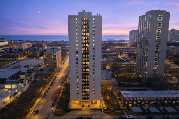 2605 S Indiana Avenue #301, Chicago, IL 60616