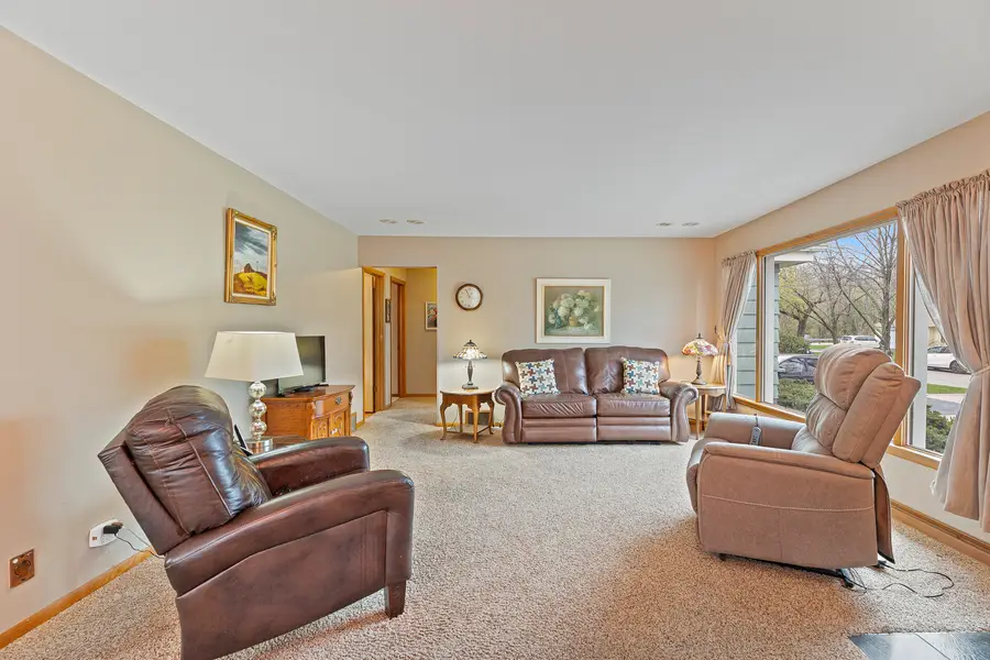 1129 Osterman Avenue, Deerfield, IL 60015 - #3