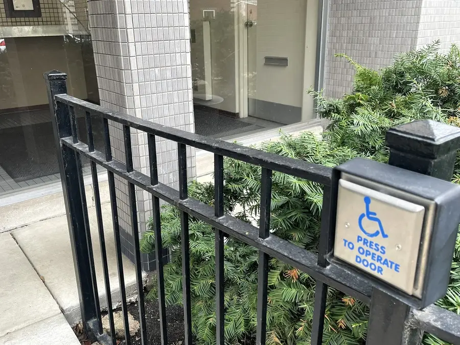 201 S Maple Avenue #304, Oak Park, IL 60302 - #2