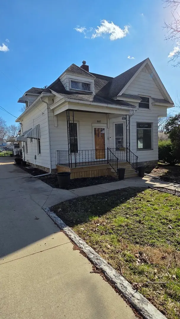 907 W 2nd Street, Rock Falls, IL 61071 - #1