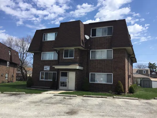 8149 Ogden Avenue #3S, Lyons, IL 60534