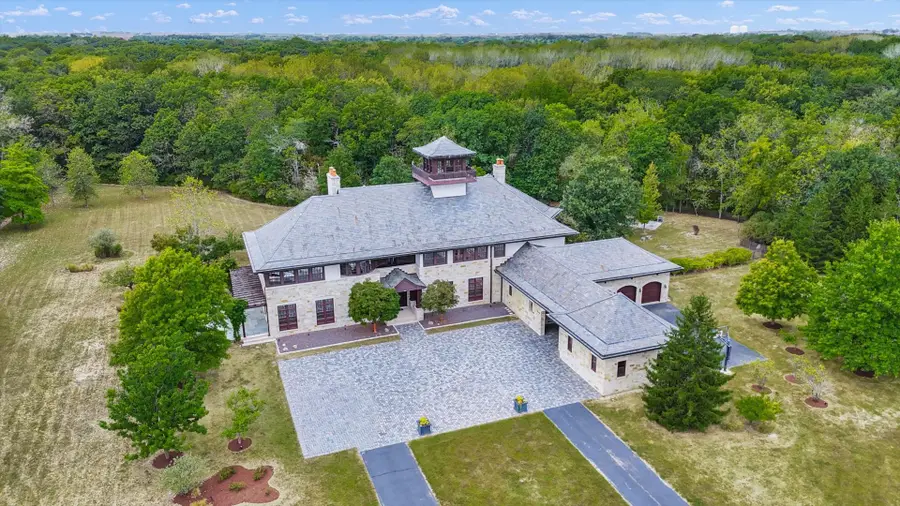 2633 Private Access 424 E, Mahomet, IL 61853 - #2