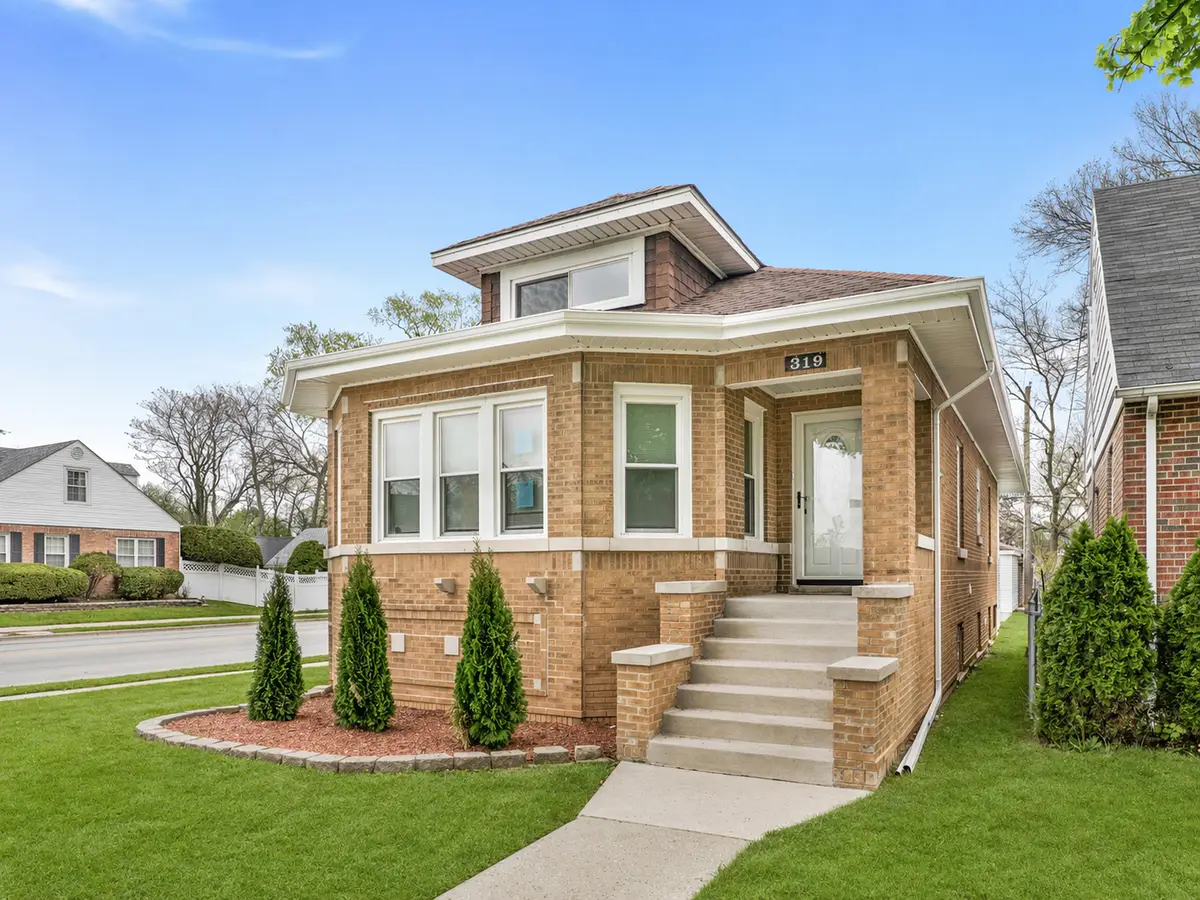 319 Bellwood Avenue, Bellwood, IL 60104 - #1