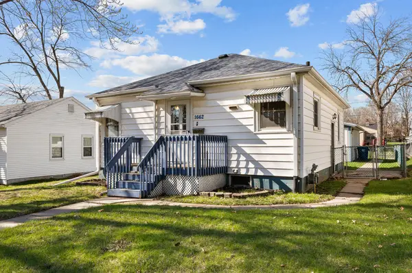 1662 W 37th Street, Davenport, IA 52806