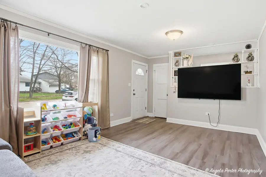 2609 N Pine Street, Waukegan, IL 60087 - #3