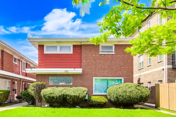 4849 N Central Avenue, Chicago, IL 60630