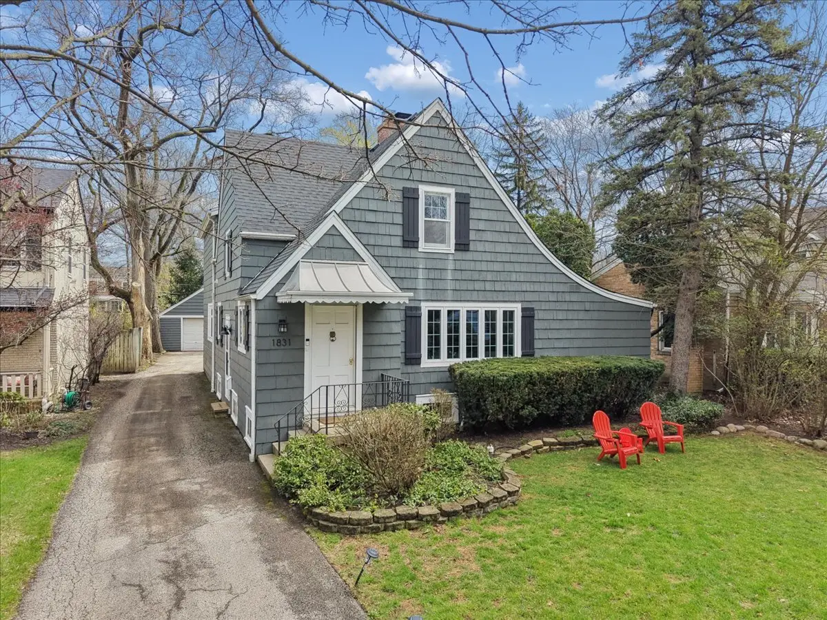 1831 Beverly Place, Highland Park, IL 60035 - #1