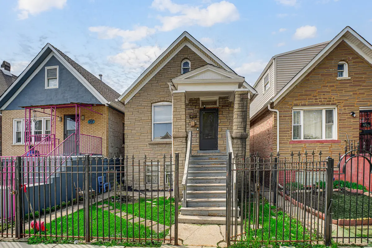 852 N Harding Avenue, Chicago, IL 60651 - #1