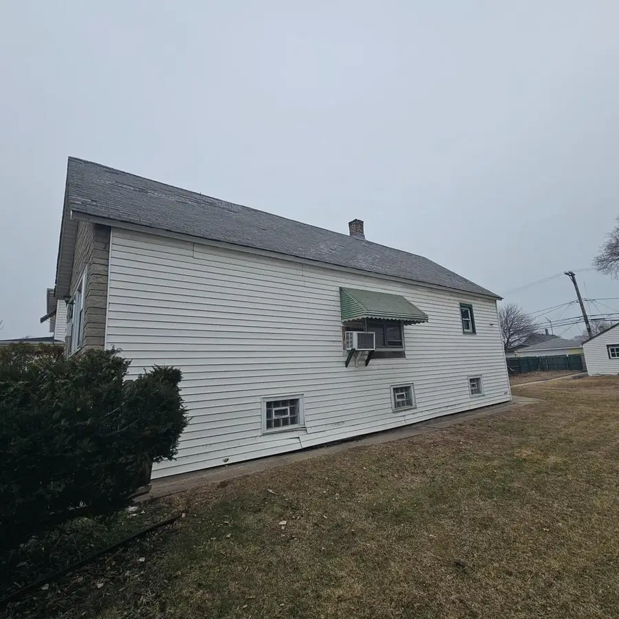 422 Garfield Avenue, Calumet City, IL 60409 - #2