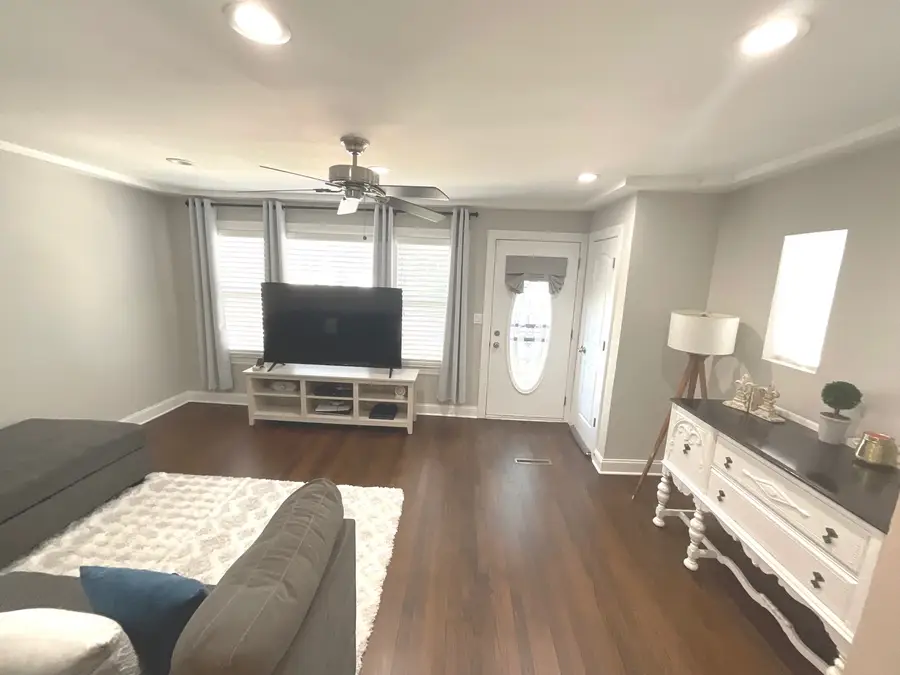 Address Withheld By Seller, Chicago, IL 60639 - #3