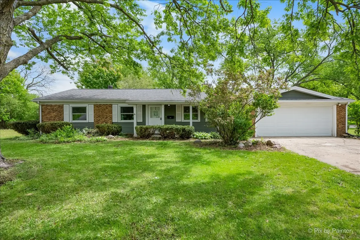 401 Hill Avenue, North Aurora, IL 60542 - #1