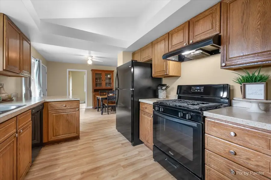 401 Hill Avenue, North Aurora, IL 60542 - #3