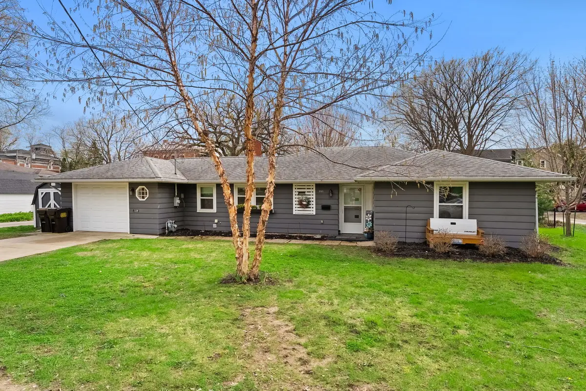 205 Towne Street, Morrison, IL 61270 - #1