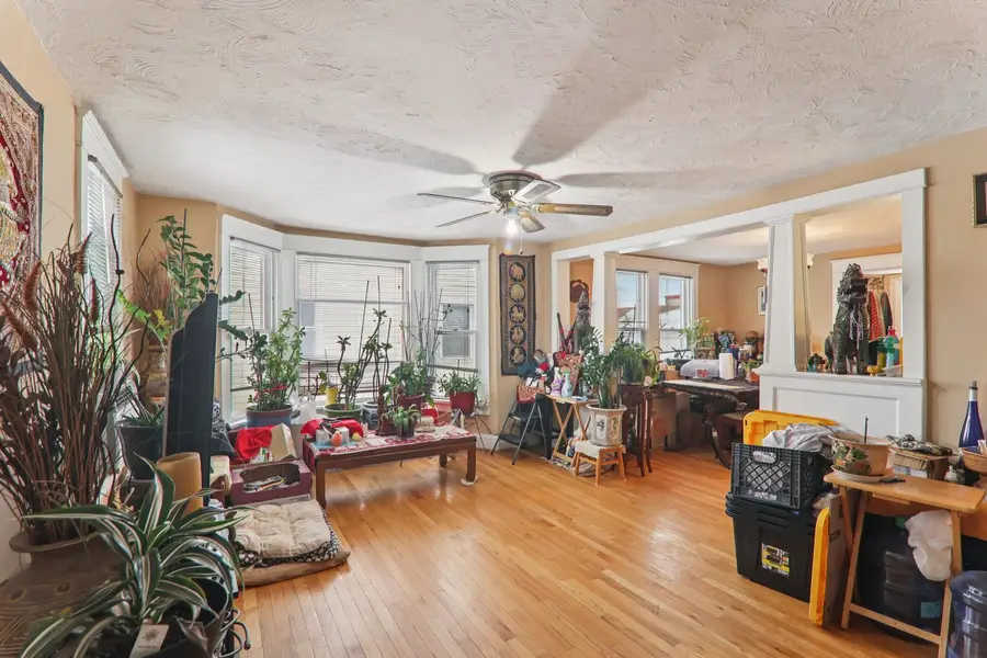 262 S Weston Avenue, Elgin, IL 60123 - #3