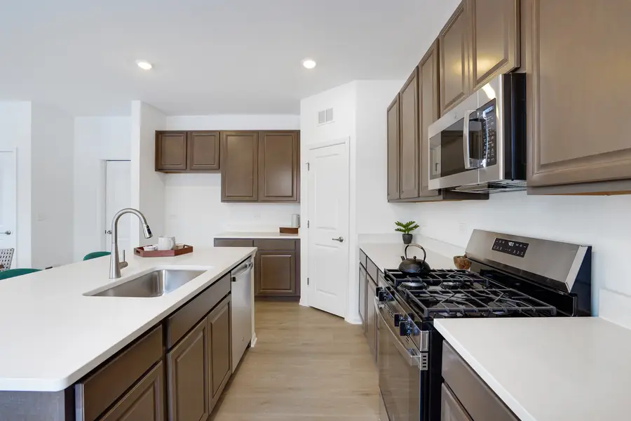 566 Ayre Drive, Elgin, IL 60124 - #2