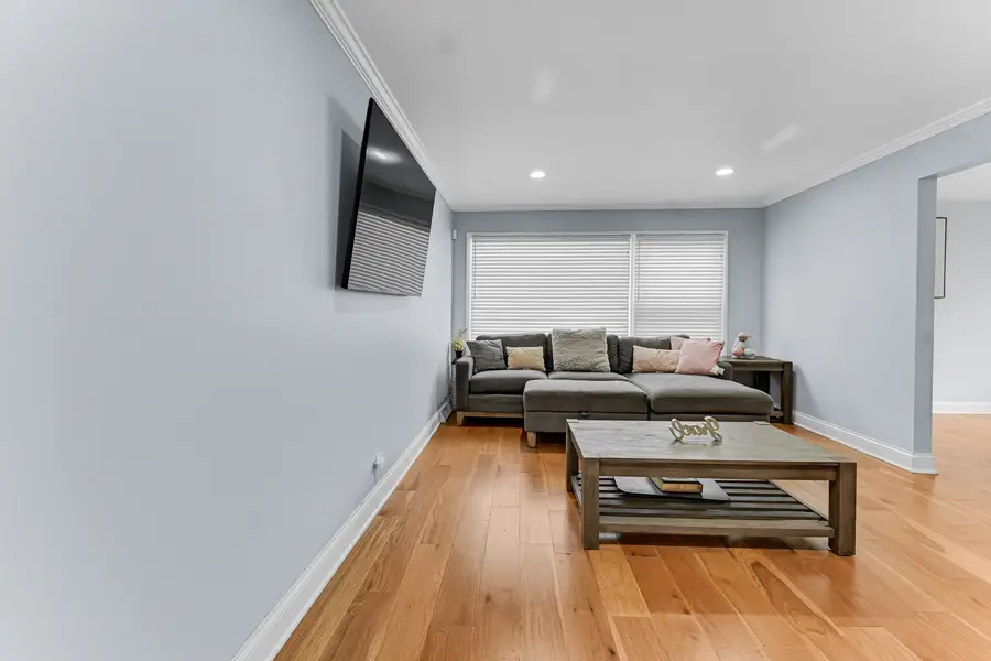 1029 Riverview Drive, South Holland, IL 60473 - #3