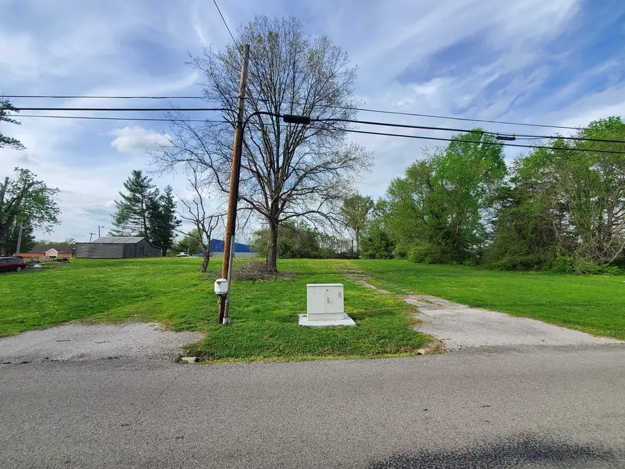 1810 Old West Main Street, Carbondale, IL 62901 - #3