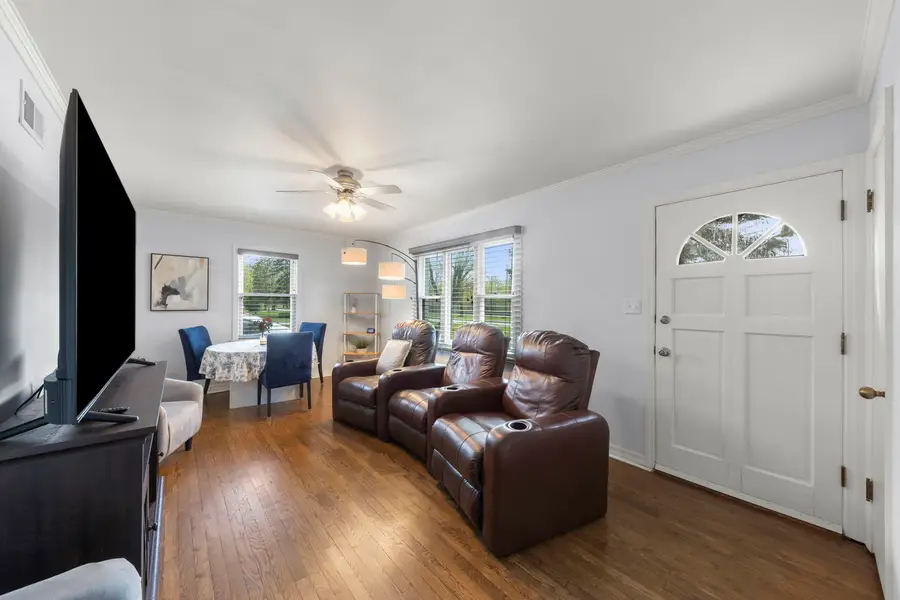 1335 College Avenue, Wheaton, IL 60187 - #3