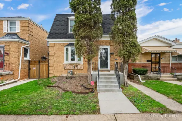 3835 Oak Park Avenue, Berwyn, IL 60402