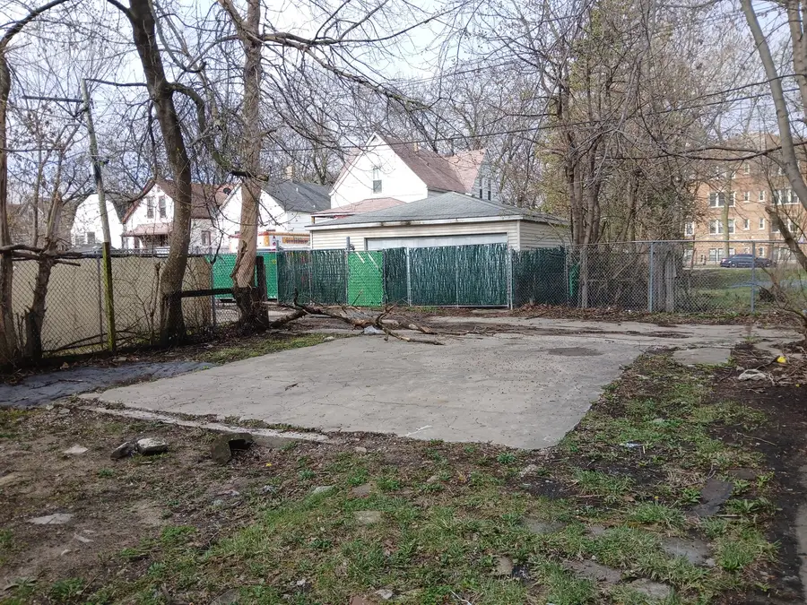 7804 S Ellis Avenue, Chicago, IL 60619 - #3