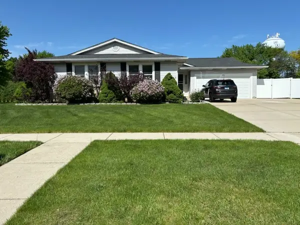Address Withheld By Seller, Hoffman Estates, IL 60192