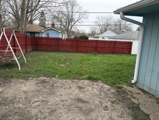 100 Hickory Drive, Carpentersville, IL 60110 - #3