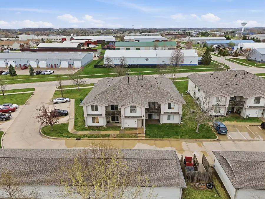 1355 Jones Boulevard #5, North Liberty, IA 52317 - #3