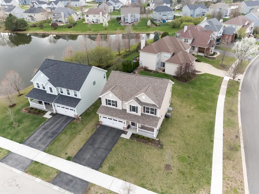 12404 S Blue Water Parkway, Plainfield, IL 60585 - #2