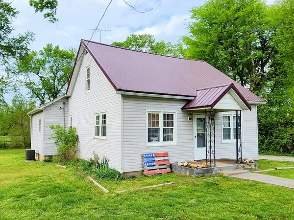 205 W Maple Street, Coulterville, IL 62237