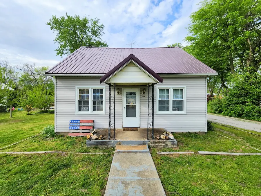 205 W Maple Street, Coulterville, IL 62237 - #3