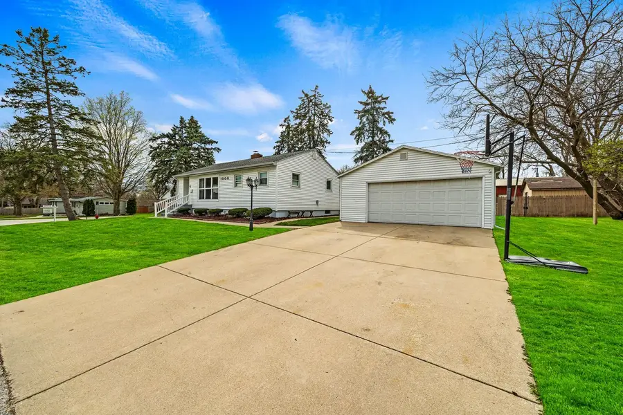 1000 Grand Avenue, Aurora, IL 60506 - #3