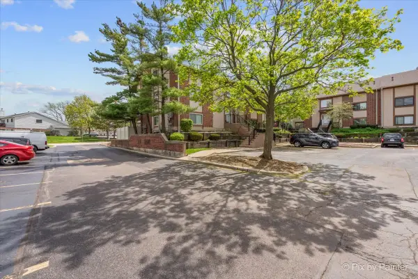 399 Wilmington Drive #103C, Bartlett, IL 60103