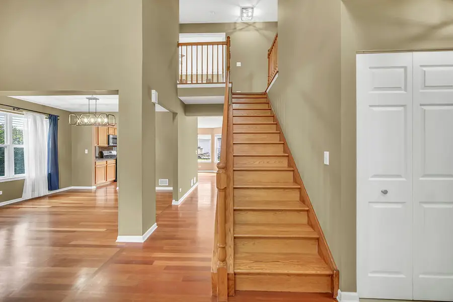 1201 Mayfair Drive, Carpentersville, IL 60110 - #3