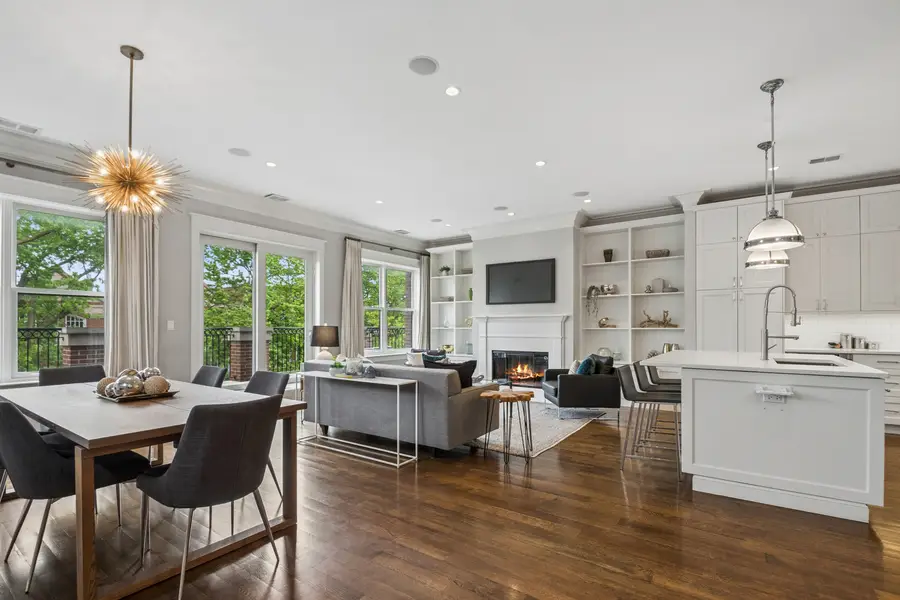1419 W Byron Street #3, Chicago, IL 60613 - #3