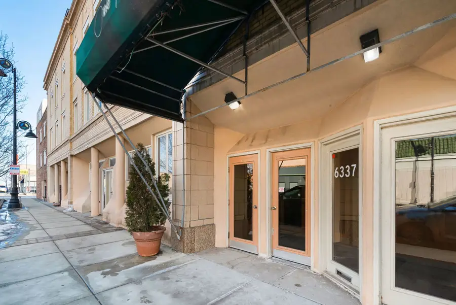 6337 Roosevelt Road #107, Berwyn, IL 60402 - #2